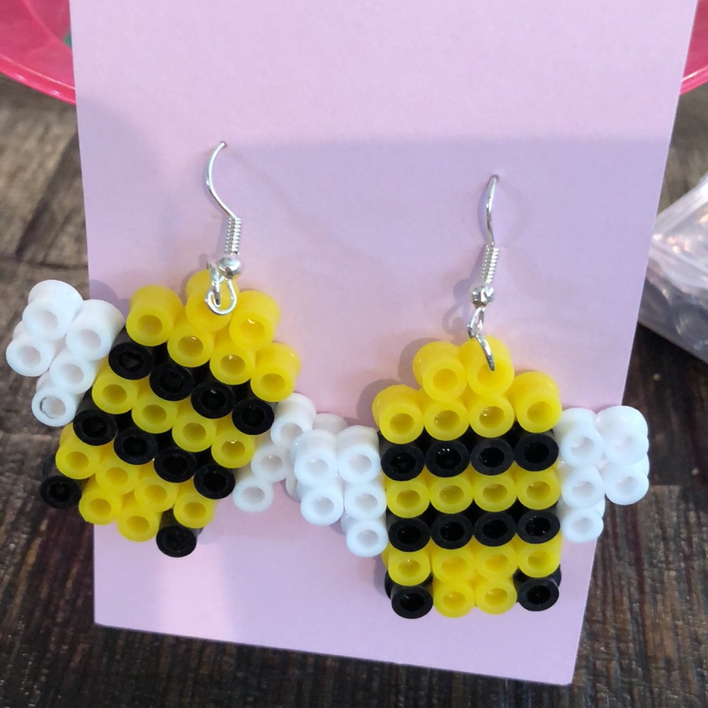 Bumblebee pixel earings